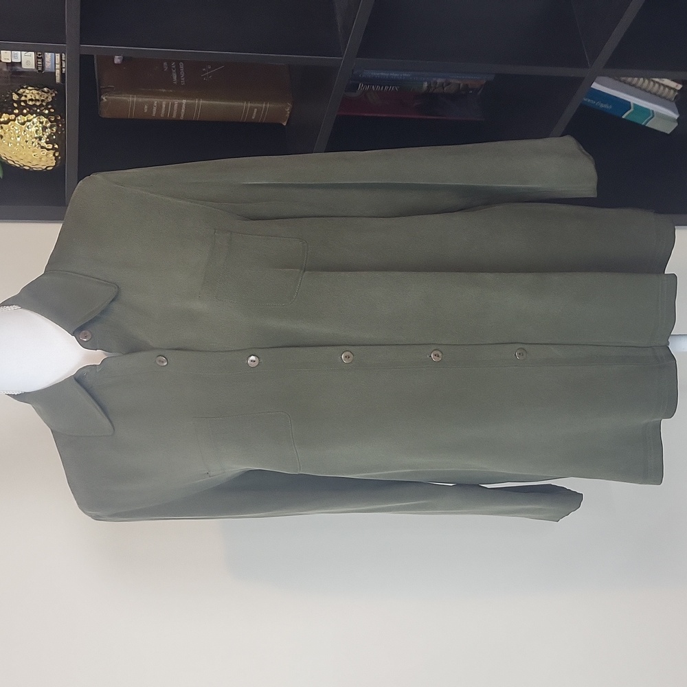 DRESS BARN Dark Green Silk Pocketed Button Down Side Slit Shirt